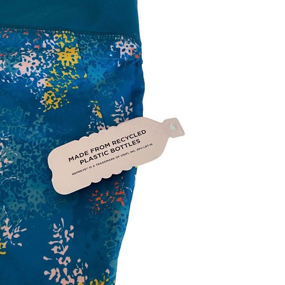 Lands End Women's Size L/P 14-16 High Rise Everyday Active Shorts 7” inseam - Picture 2 of 5